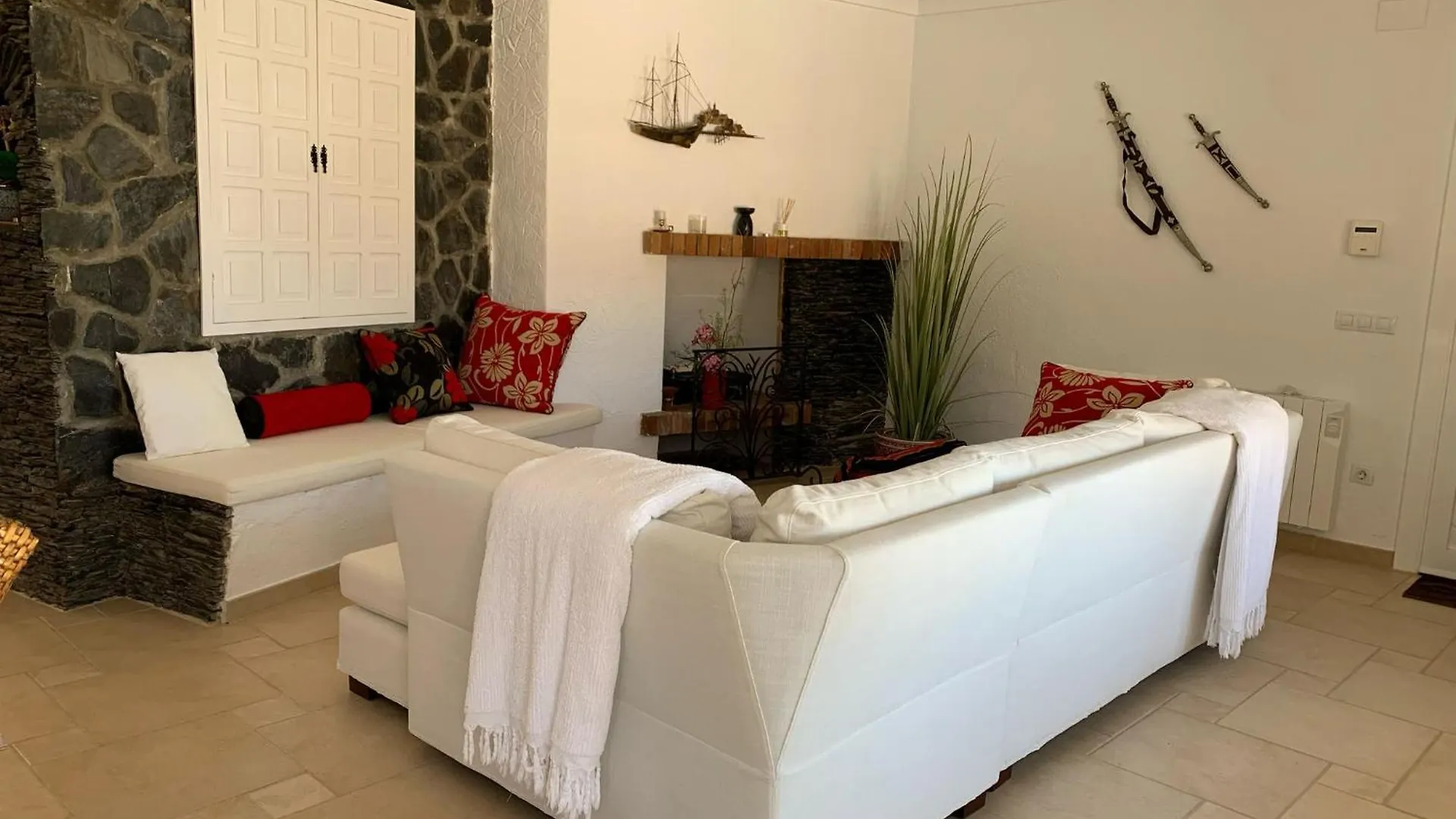 Agi Almadraba Beach Roses Holiday home