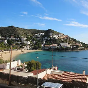 Montemar Roses